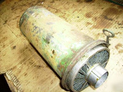 B john deere tractor aircleaner canister