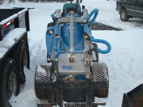 Multi trac articulated loader with accessories rt-20DT