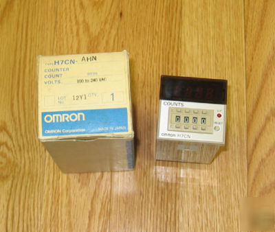 New omron H7CN-ahn-ac digital preset timer relay 
