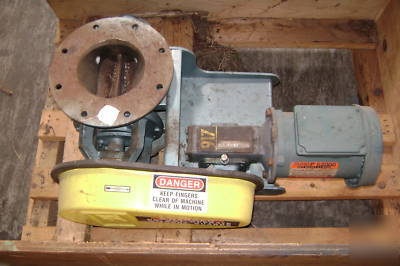 Meyers rotary air lock with motor and speed reducer
