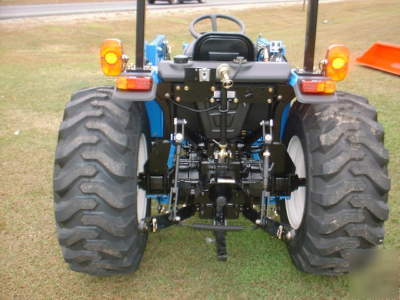 New brand ls tractor S3010 4X4 with quick attach loader