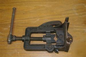 * vintage * armstrong bridgeport heavy duty pipe clamp