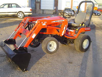 2005 massey ferguson GC2300 diesel 4X4 tractor/loader 