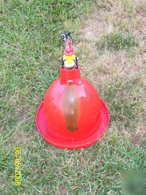 5 plasson poultry drinkers - very good condition 