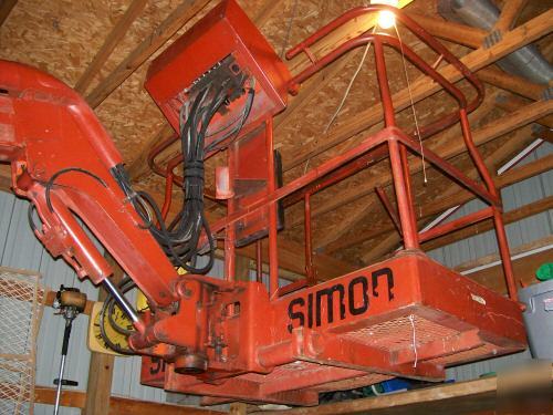 Simon areial lift