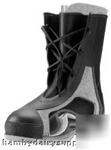 WorkbrutesÂ® by tingley insulated boots size 8