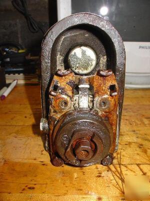 Ih farmall harvester E4A tractor engine magneto