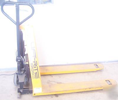 Lift-rite RG30E electric ergonomic scissor pallet jack