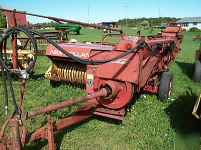 New holland 275 hay baler with thrower