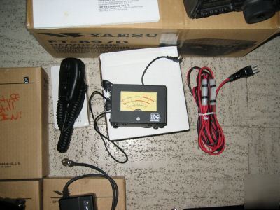 Yaesu ft-897D hf/vhf/uhf amateur tranceiver w/extras