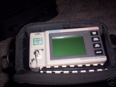 Tektronix TFS2020 fiberscout optical fault finder