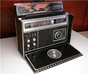 Zenith R7000 trans-oceanic radio 12- band shortwave