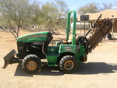 ***2006 ditch witch RT40 ride on trencher 320 hrs rt-40