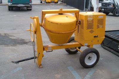 New stow concrete mixer CMS94 9 cu.ft. towable honda 
