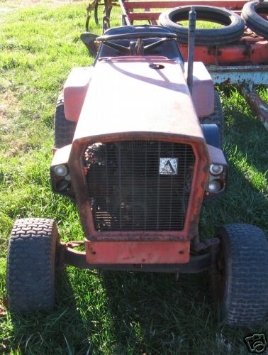 Allis-chalmers 716H with attachments