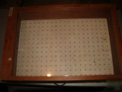 Display/retail case-wood+clear lid, pegboard back,small