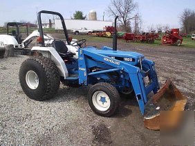 New 40: holland ford 1920 4WD tractor w/loader