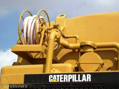 Water truck 8000 gal cat 769B water pull great truck