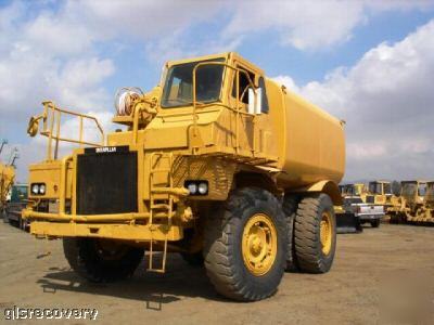 Water truck 8000 gal cat 769B water pull great truck