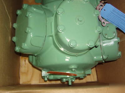 A/c compressor for 30 ton carrier water chiller, in box