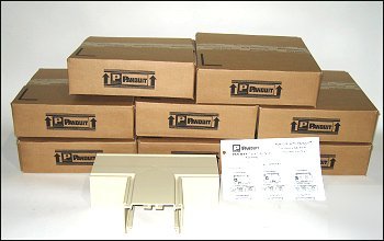 Case of 9 panduit t tee fittings TT105EI