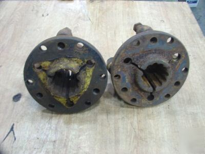 John deere b rear wheel hubs B2188R