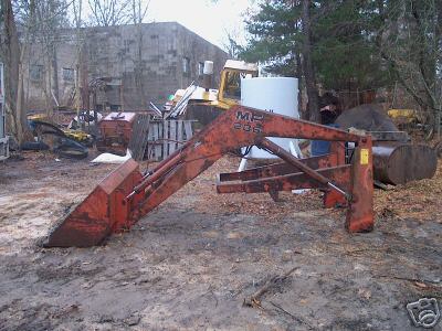 Massey furgeson loader arms & bucket