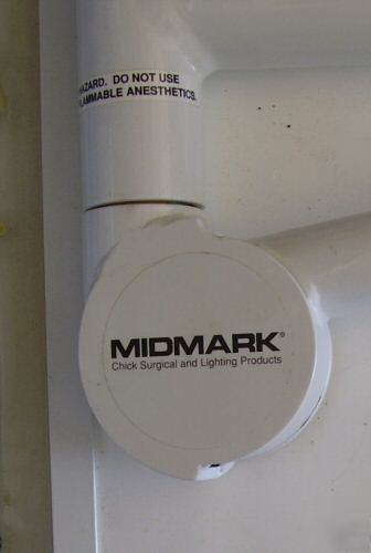 Amsco midmark ceiling mount fold-away surgical light