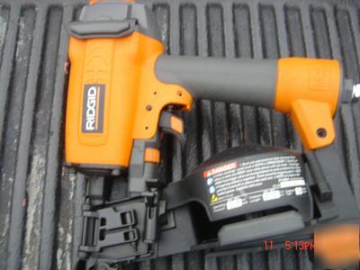 New ridgid R175RNA coil roofing siding fence nailer 