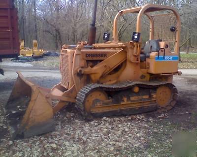 Dresser 100e International Crawler Loader