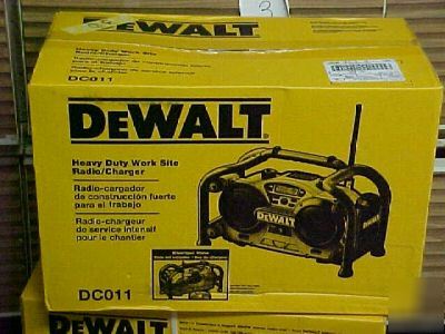 Dewalt DC011 hd work site radio/charger