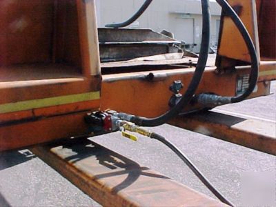 1986 trail king 48-foot drop deck trailer