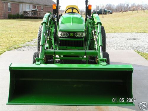 *2006* john deere 4320 4X4 w/ldr. 175.4 hrs. warranty