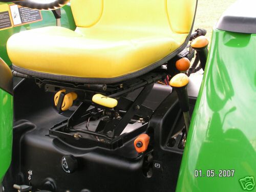 *2006* john deere 4320 4X4 w/ldr. 175.4 hrs. warranty