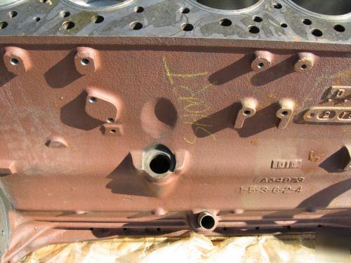 Case 6 cylinder engine short block A41233