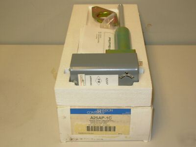 Johnson controls air temperature limit control A25AP-1C