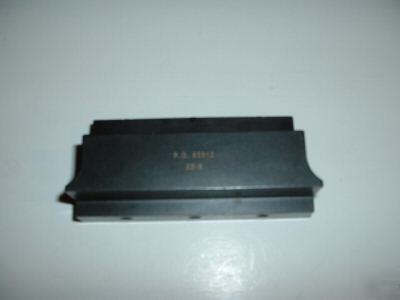 Tool holding block for 1 1/4