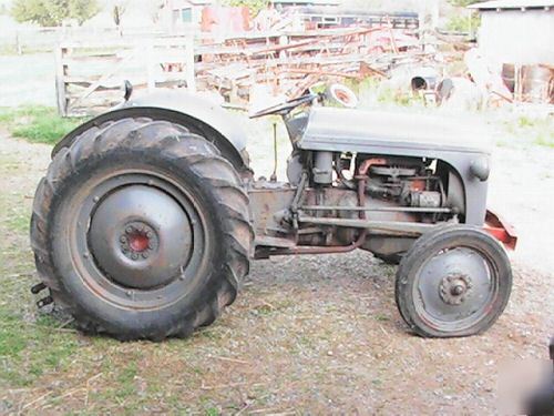 Vintage 1943 20 ferguson tractor 6 volt system