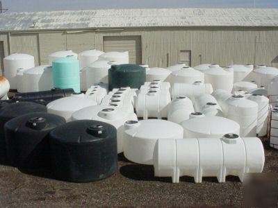 10,000 gallon poly water only storage tank 141X160