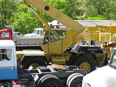 Crane - grove 1987 rt 422 -- 70 ' reach + 25 ' jib