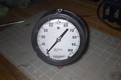 Guage, liquid filled, oil, 5 inch, 0-100 psi, ashcroft 