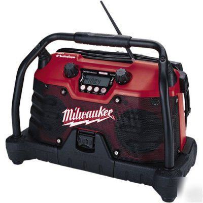 New milwaukee 49-24-0200 job site radio clearance 