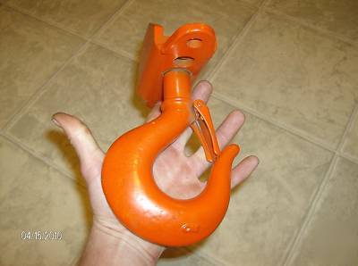 Large hoist hook