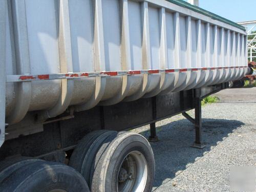 1985 28' fruehoff aluminum dump trailer