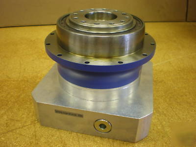 Alpha tp + 050 low-backlash planetary gear reducer,