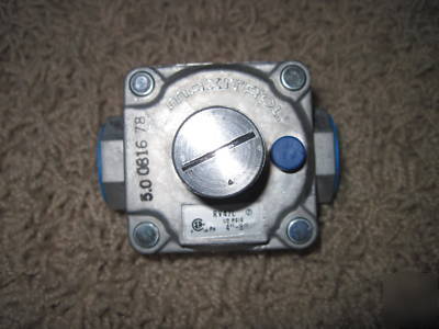 New maxitrol RV47L gas pressure regulator 