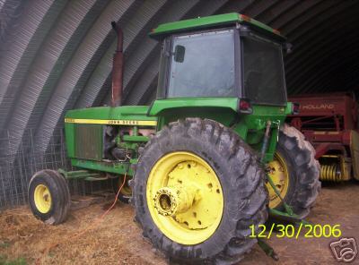 John deere 4430 cab farm tractor