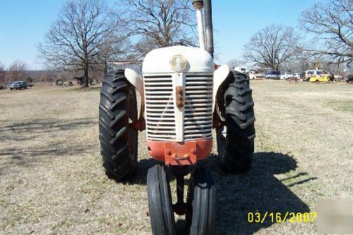 Case tractor model 401 diesel