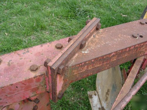 Massey ferguson 8 bottom plow, 14 inch shares - nice 