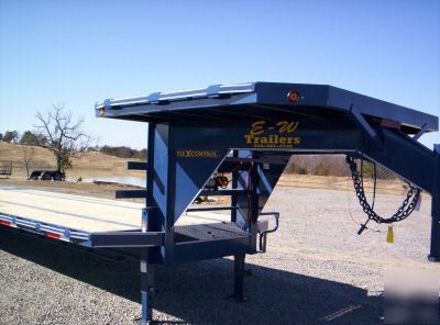 New 2010 gooseneck equipment trailers 35'+5' 3 axles